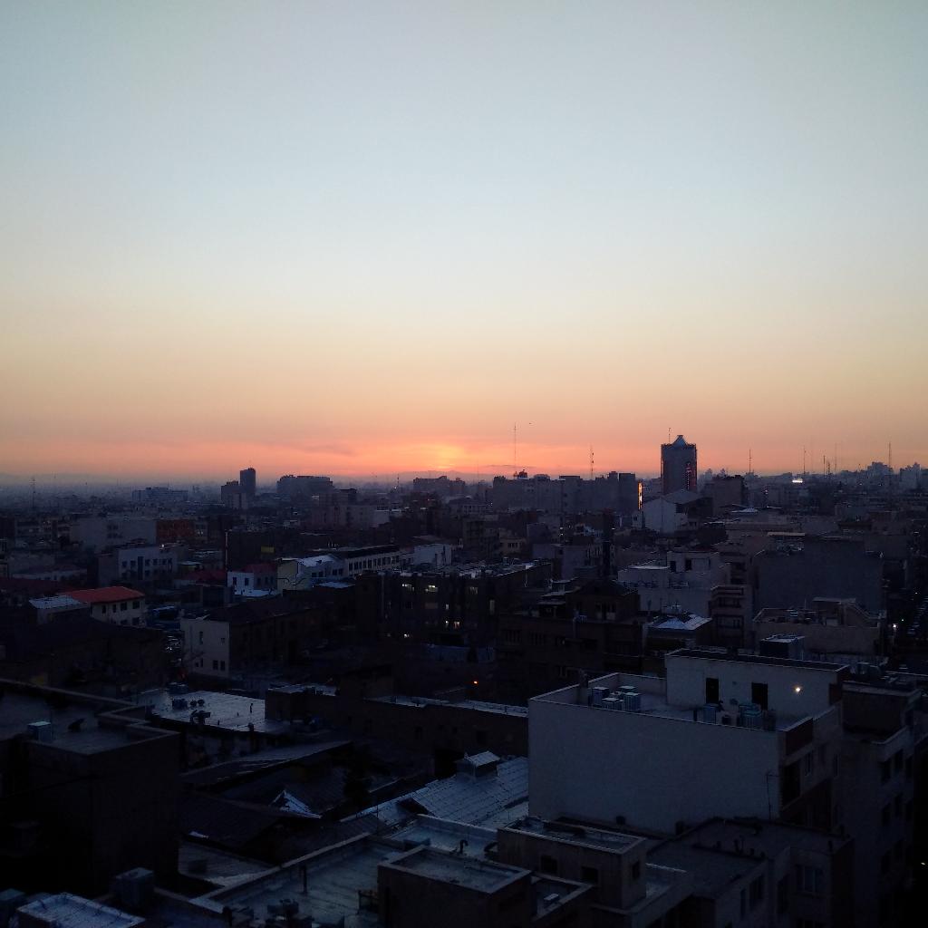 سرخوش مست دل از دست داده banner