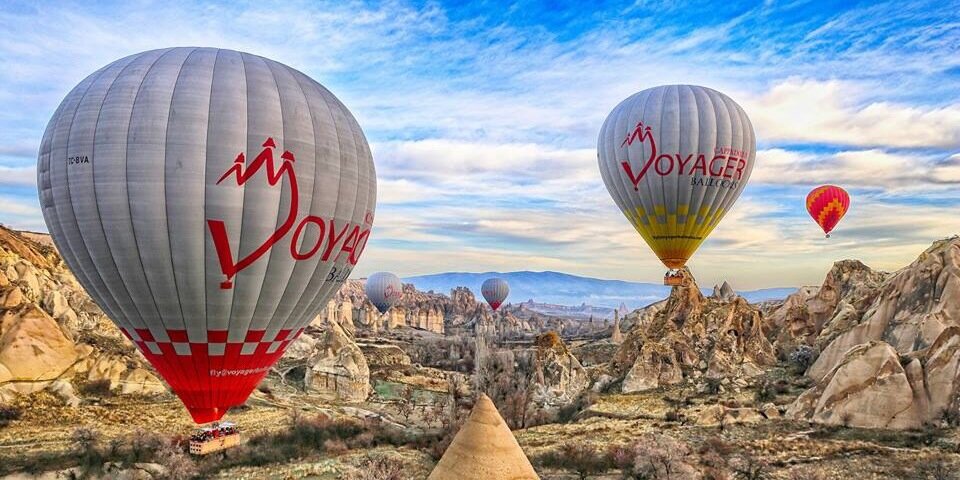 Voyager Balloons banner