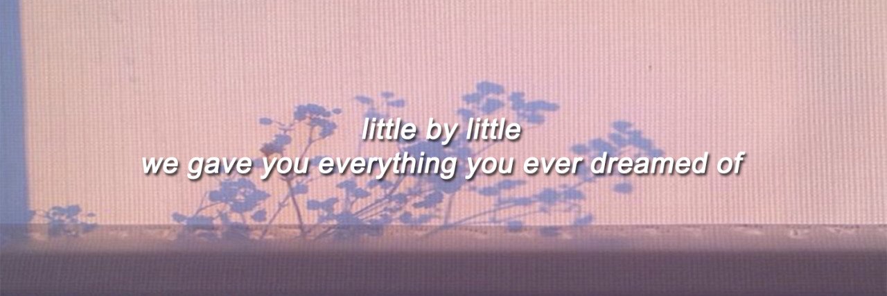 keepsmilingTiz's profile banner image
