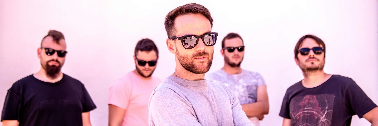 somoszero's profile banner image