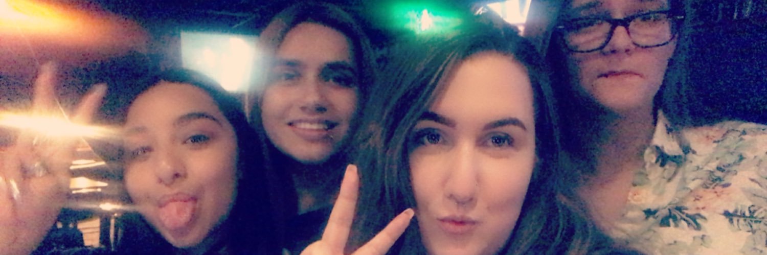 _kelseyscott's profile banner image