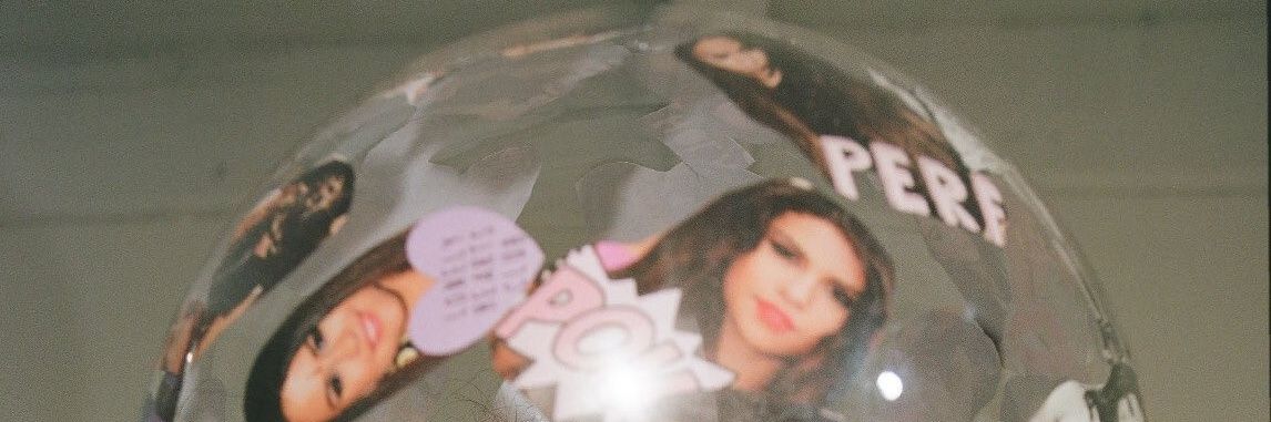 ari banner