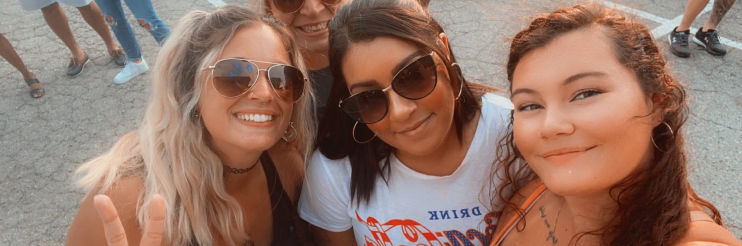 BRITTANY_WISE_'s profile banner image