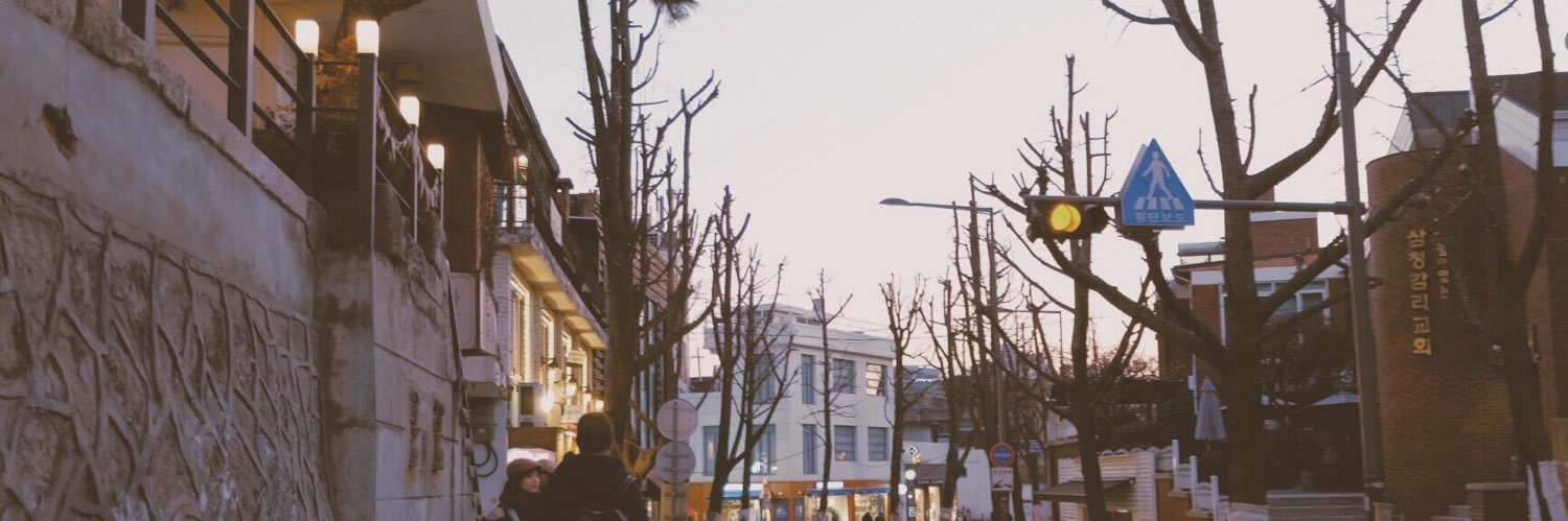 pyongmina's profile banner image