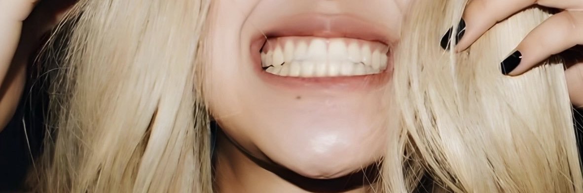 jullimoura's profile banner image