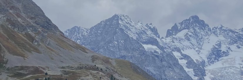 VickyFrangui's profile banner image