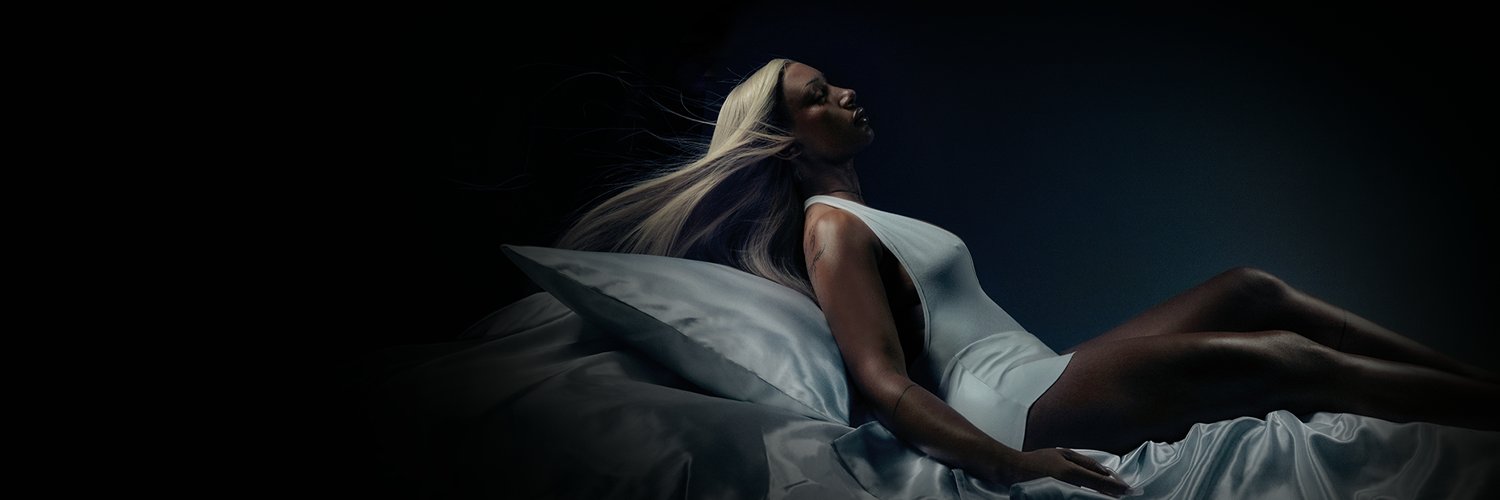 Naomi Sharon banner