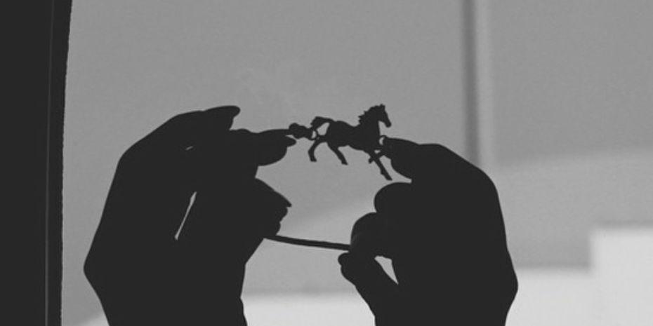 :::: banner