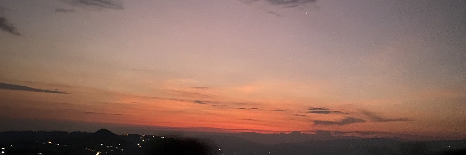 Lorena_9717's profile banner image