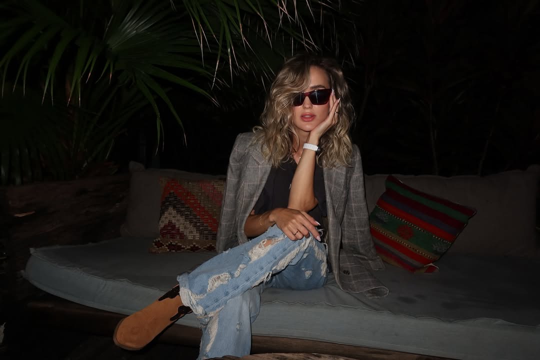 Ana Cvetkovic banner