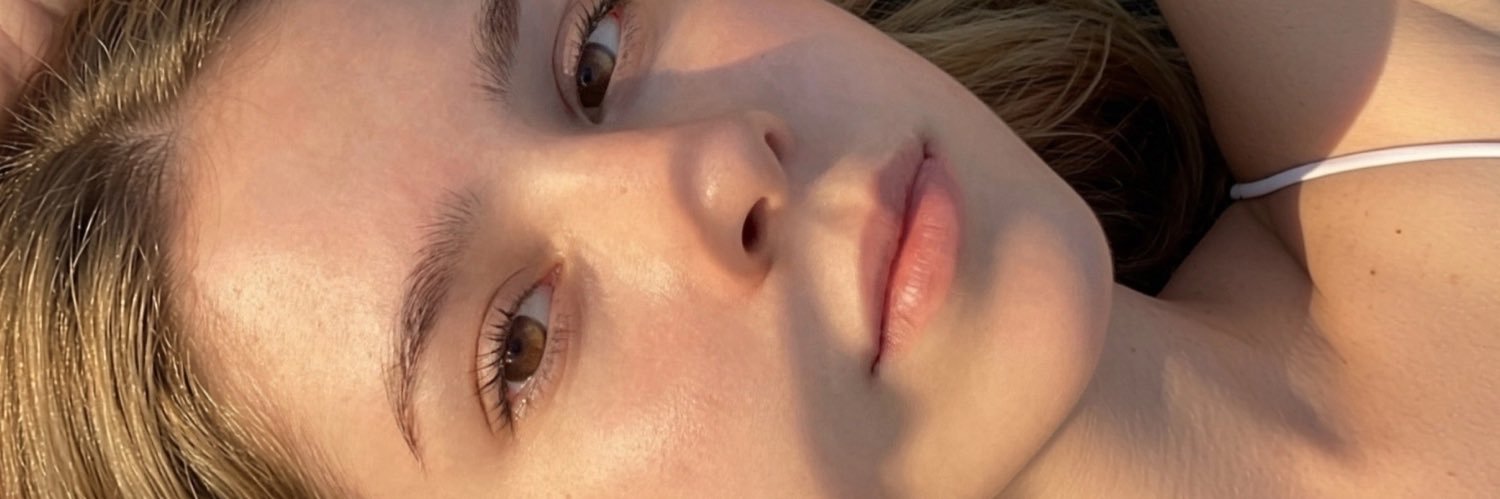 Hailey🫆🇬🇧 banner