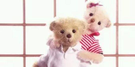 RisyaArisyaa's profile banner image