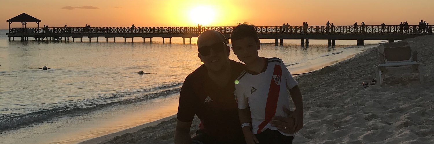 roamati's profile banner image