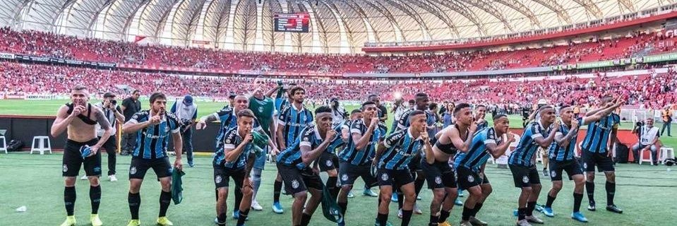R_amaral's profile banner image