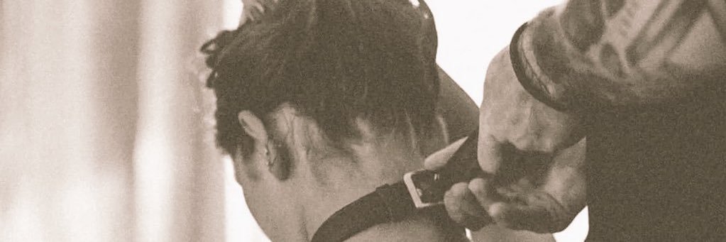 1holise3's profile banner image