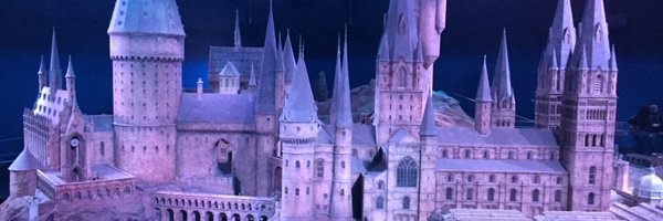 CryptoNeLLee Profile Banner