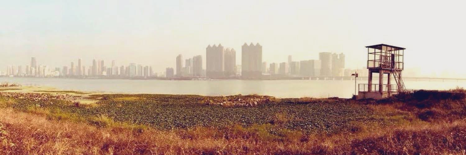 Luke S. Hennessy banner