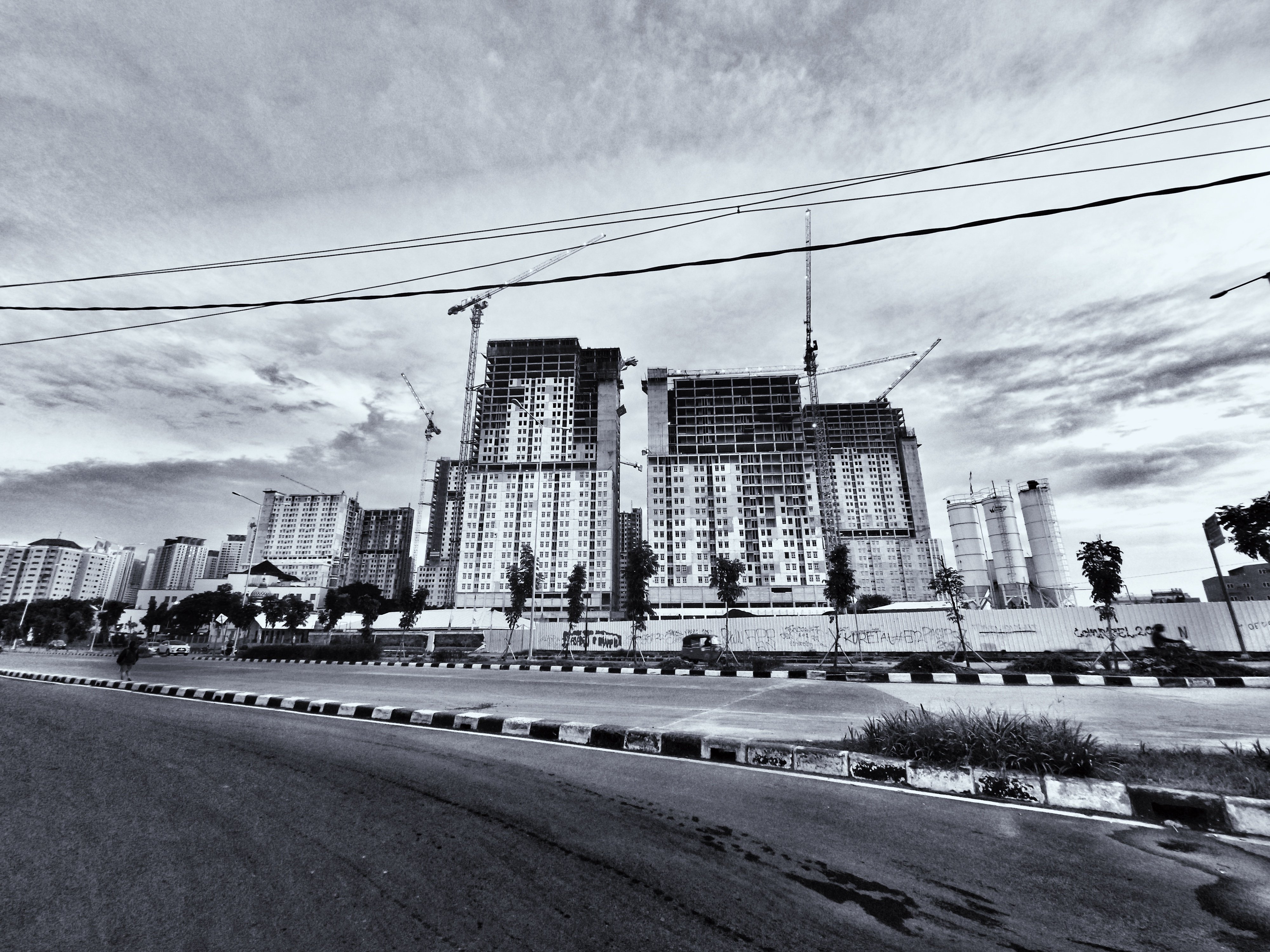 omopik's profile banner image
