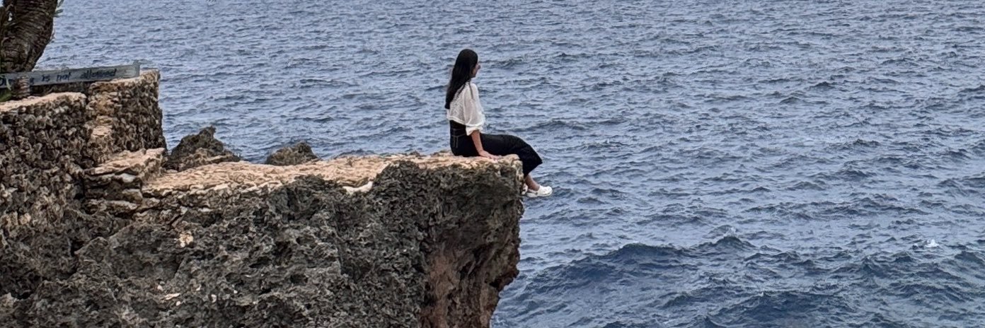 ayenzkim's profile banner image