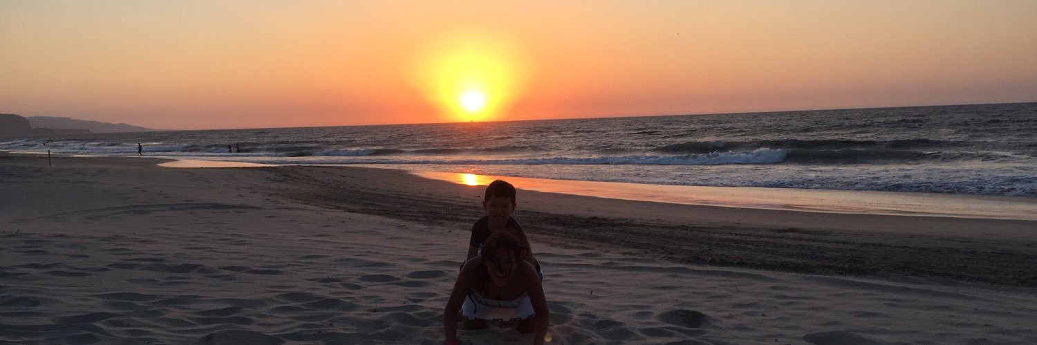 vanecardozos's profile banner image