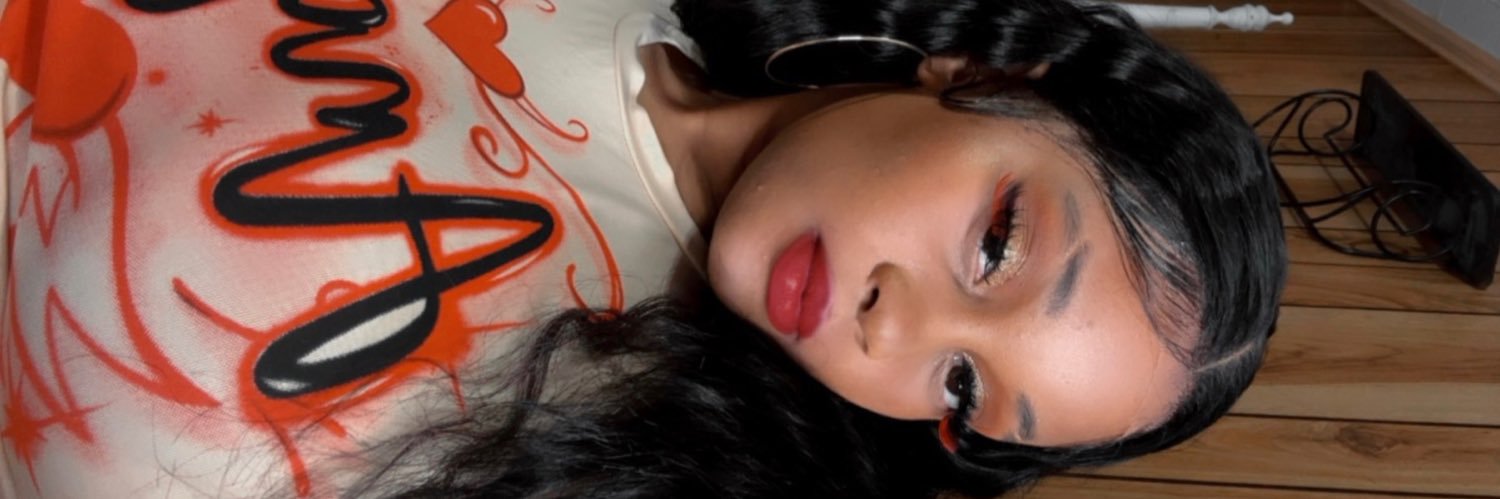 dazy_notdaisy's profile banner image