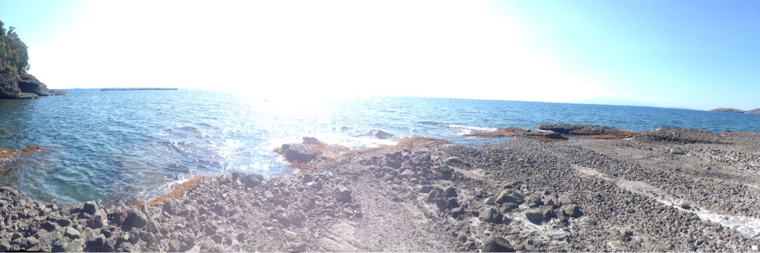 RonDauz's profile banner image