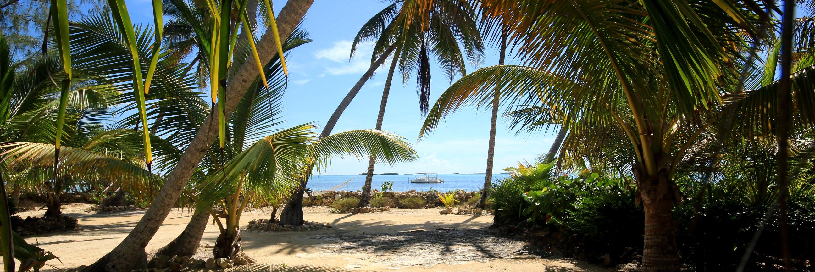 Small Hope Bay Lodge banner