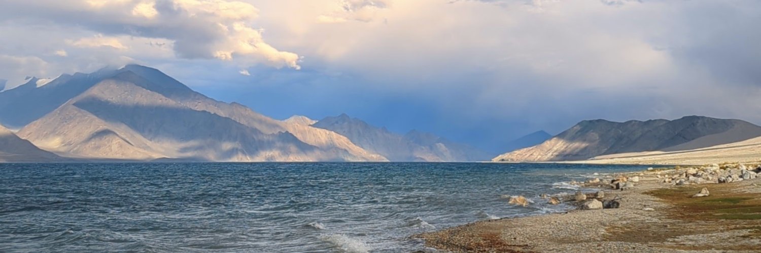 devrohan's profile banner image
