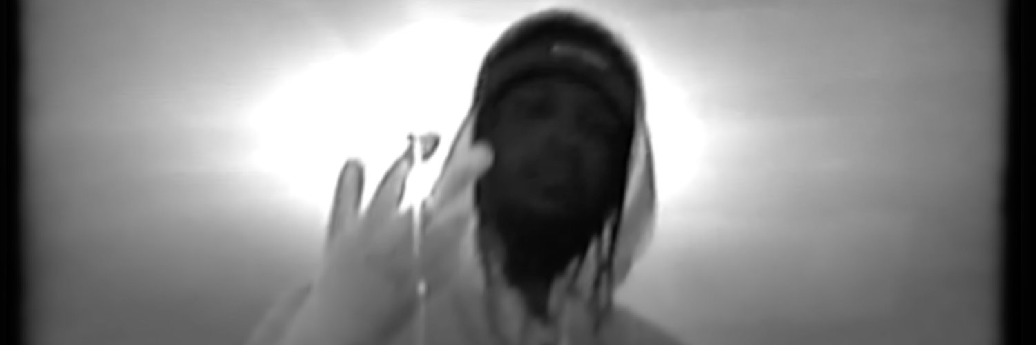 LAYNEVERDIES banner