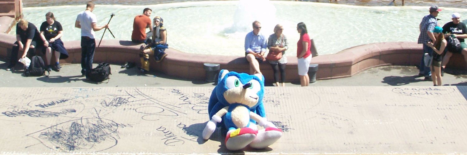 Max Snake 🇺🇦☮🌈 banner