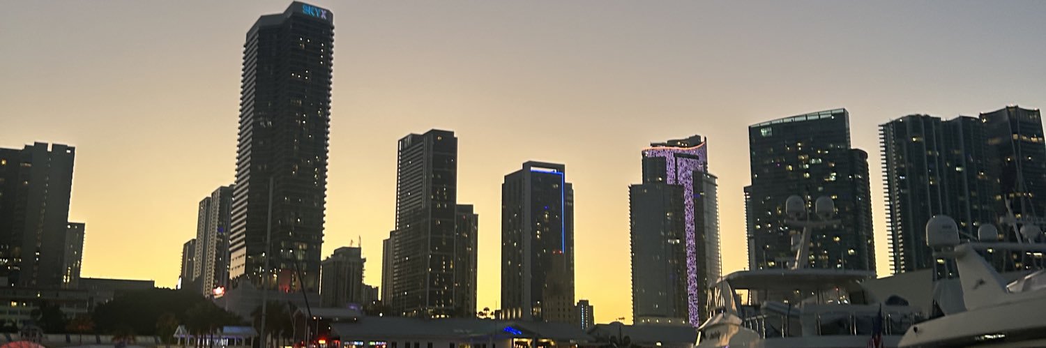 Aamarii🦂's banner