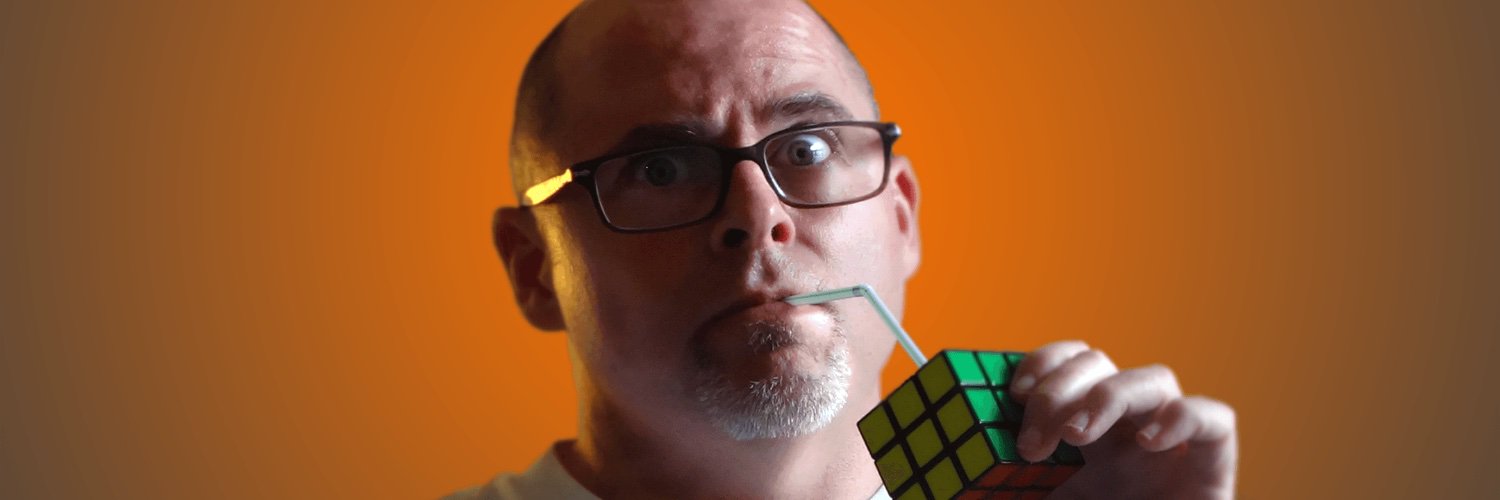 robertadamcmdy's profile banner image