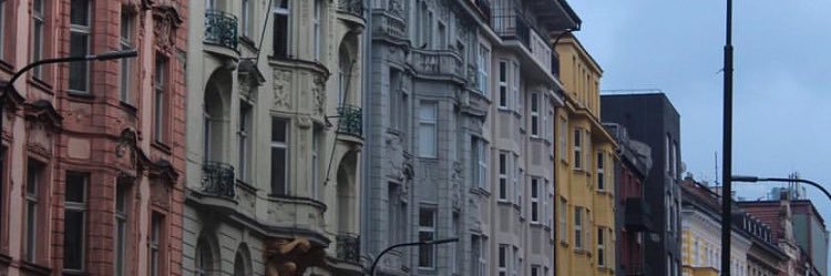 mnaifol's profile banner image