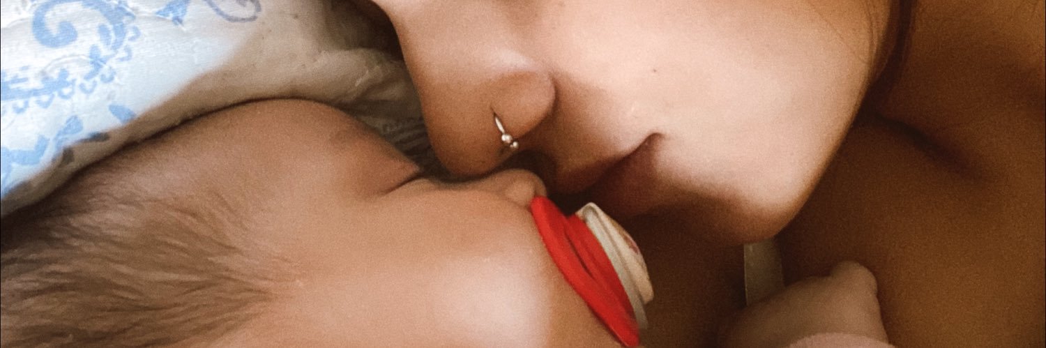 Lucymoura_'s profile banner image