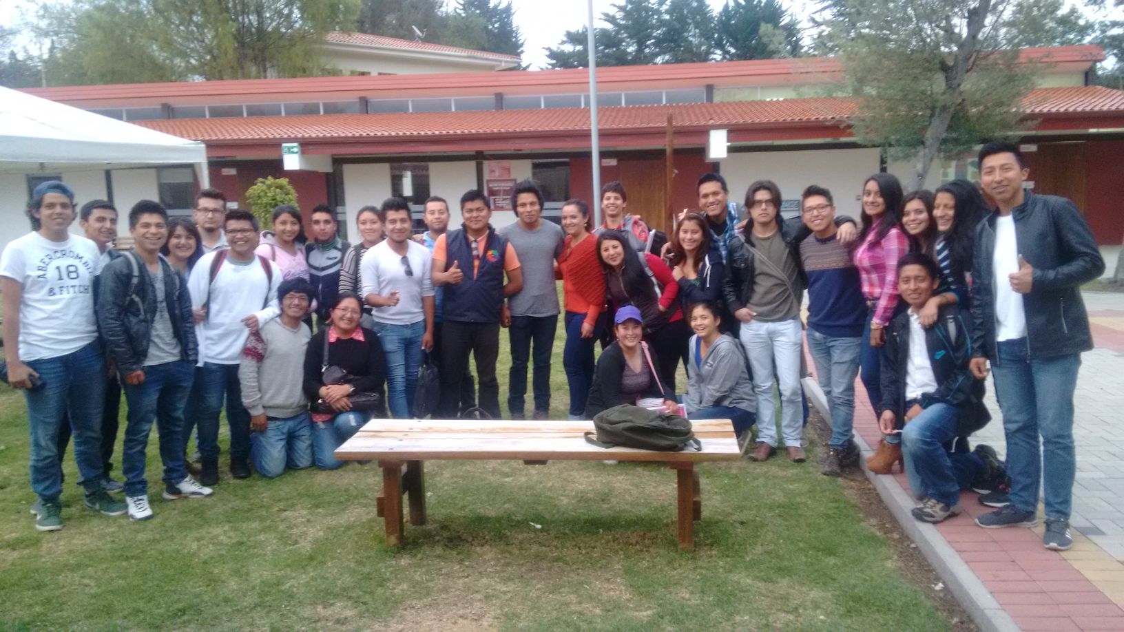FESEM_'s profile banner image