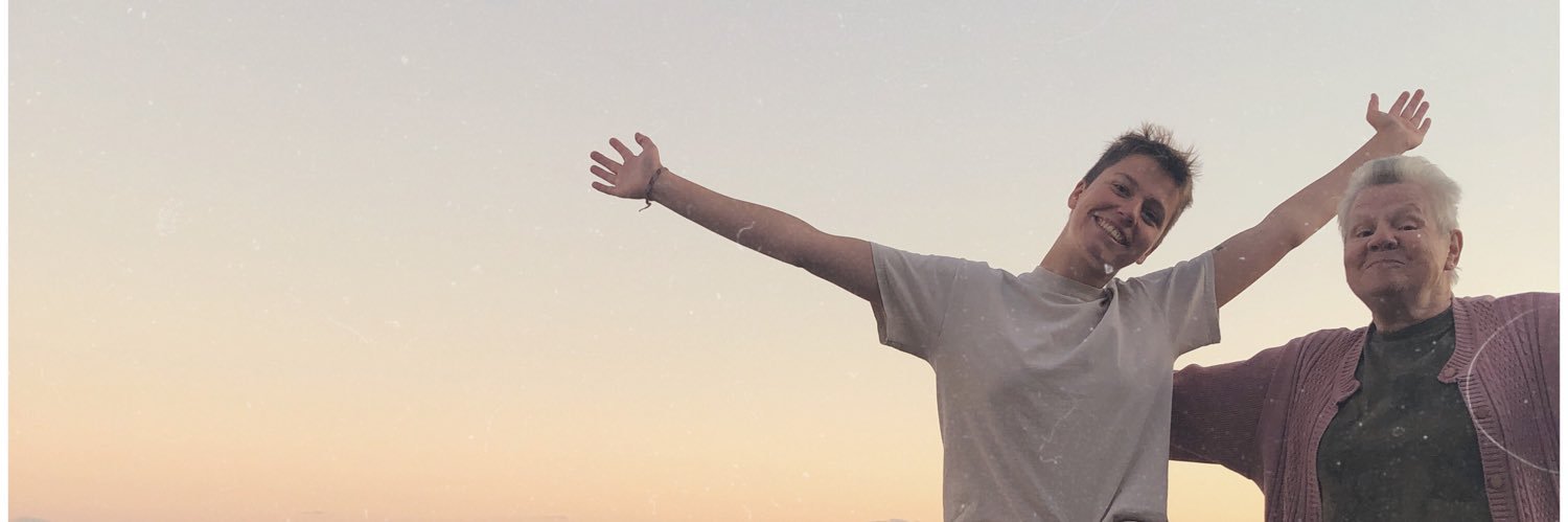 cara_vanmolle's profile banner image