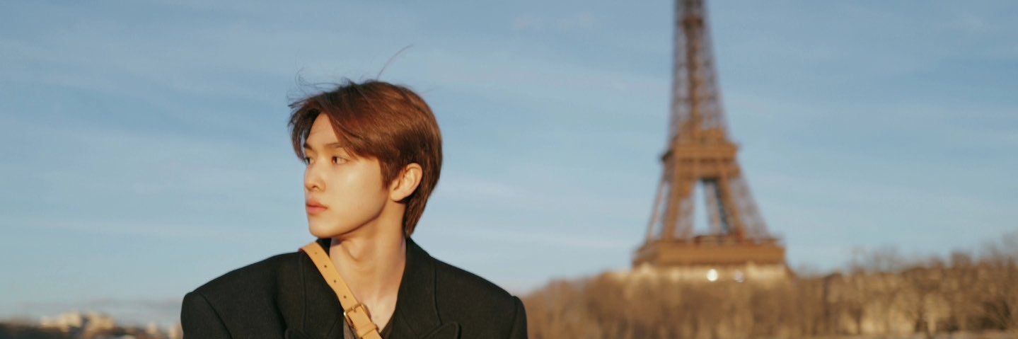ยอดพีระมิด banner