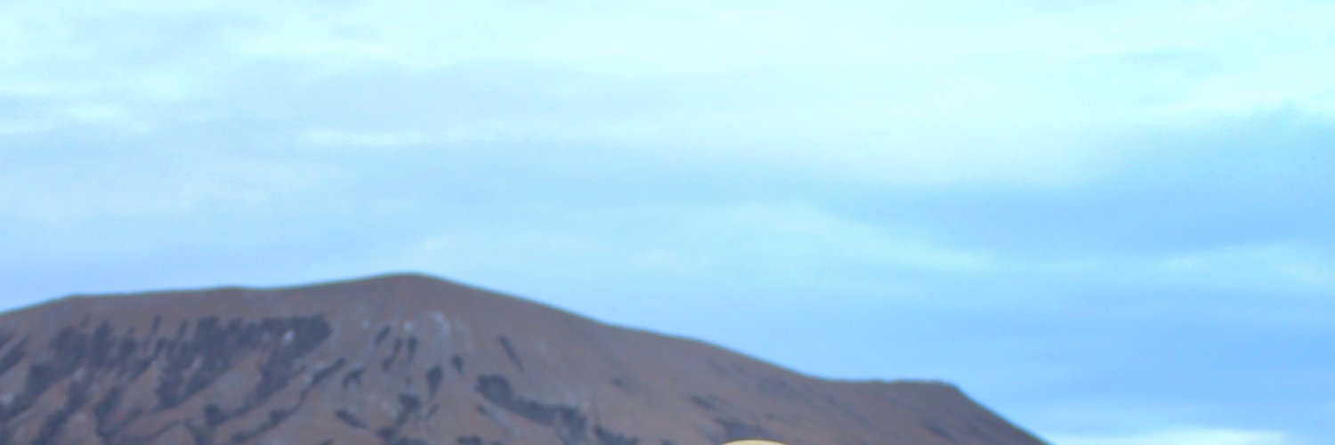 tulusnana_'s profile banner image