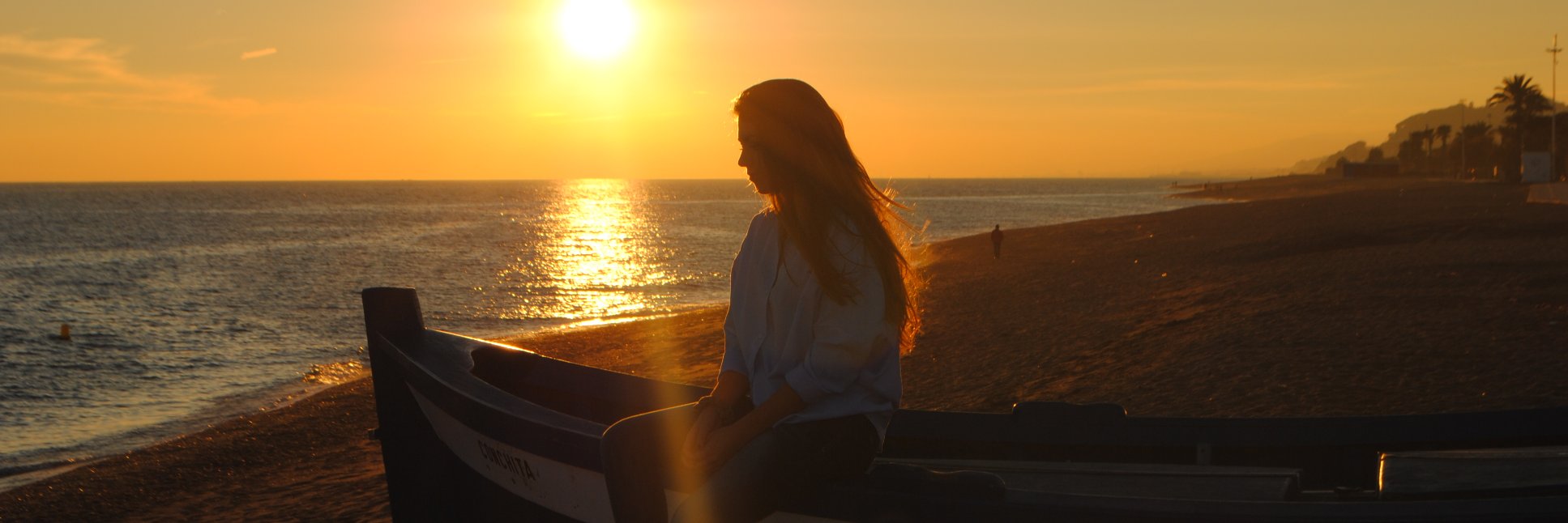 AlbaaReina's profile banner image