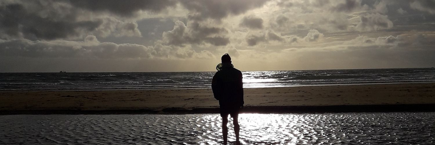 monvk's profile banner image
