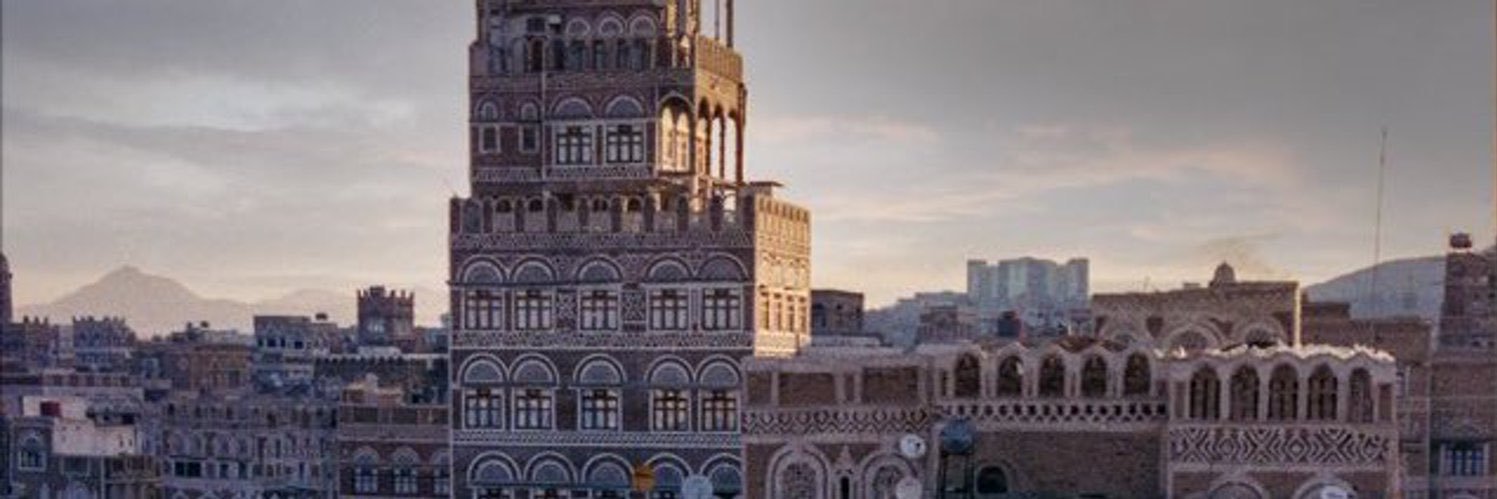 Perscile's profile banner image