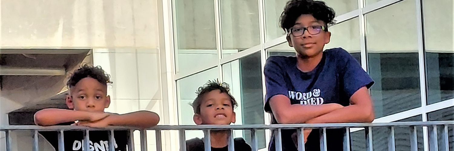 Derrick Woods banner