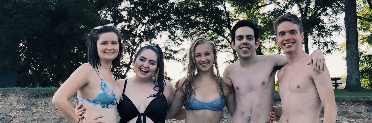 sofialinthicum's profile banner image