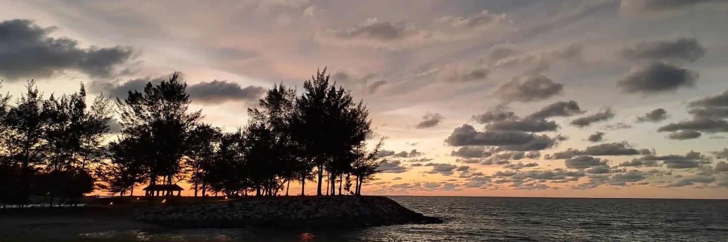 riv_ina08's profile banner image