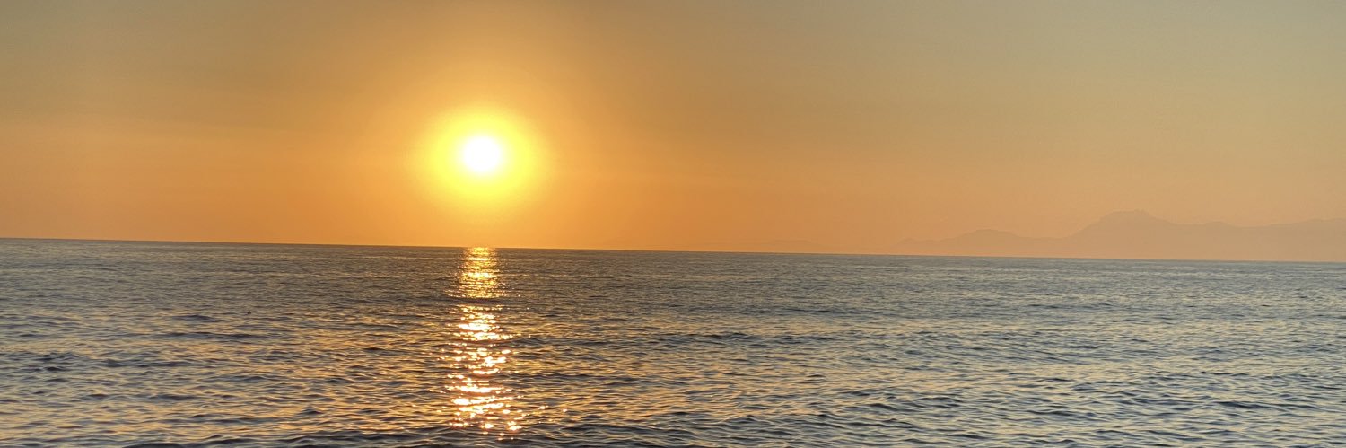 LuxCaroline's profile banner image
