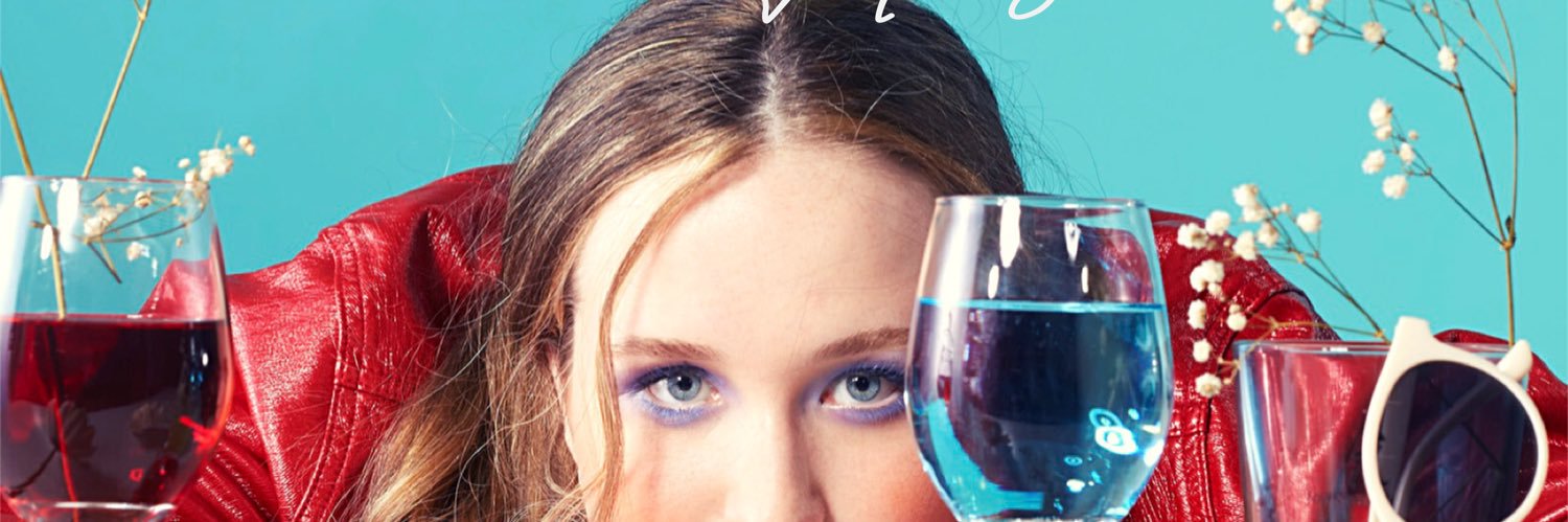 sophretief's profile banner image