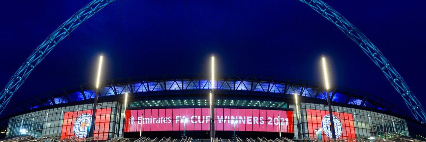 Keely not Keeley 🦋💙🦊⚽️🏳️‍🌈 banner