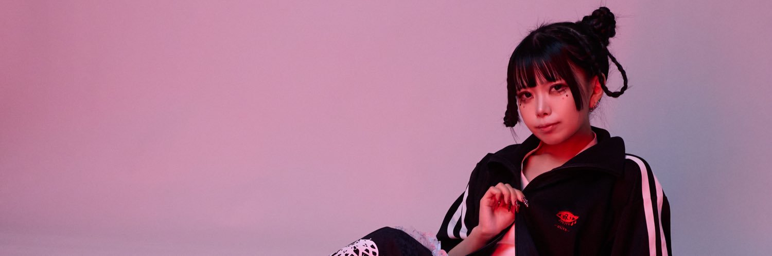 niitu_'s profile banner image