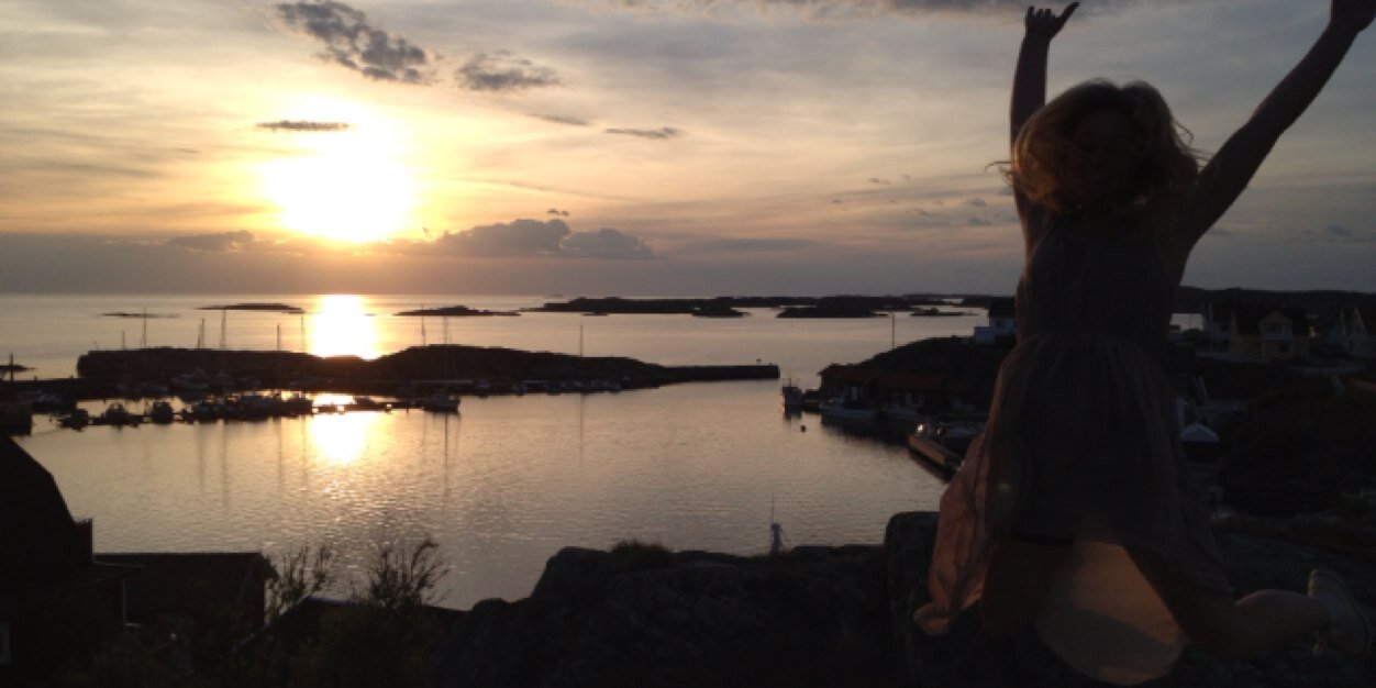Annieutbult's profile banner image