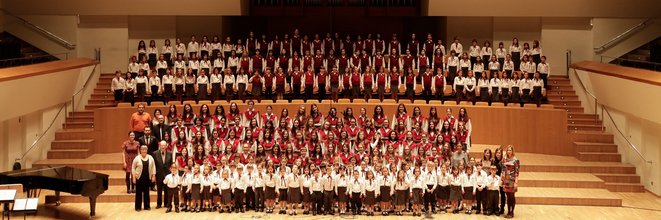 Pequeños Cantores de Valencia banner